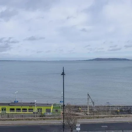 Guestready - Luxurious Living With Sea Views Apartmán *